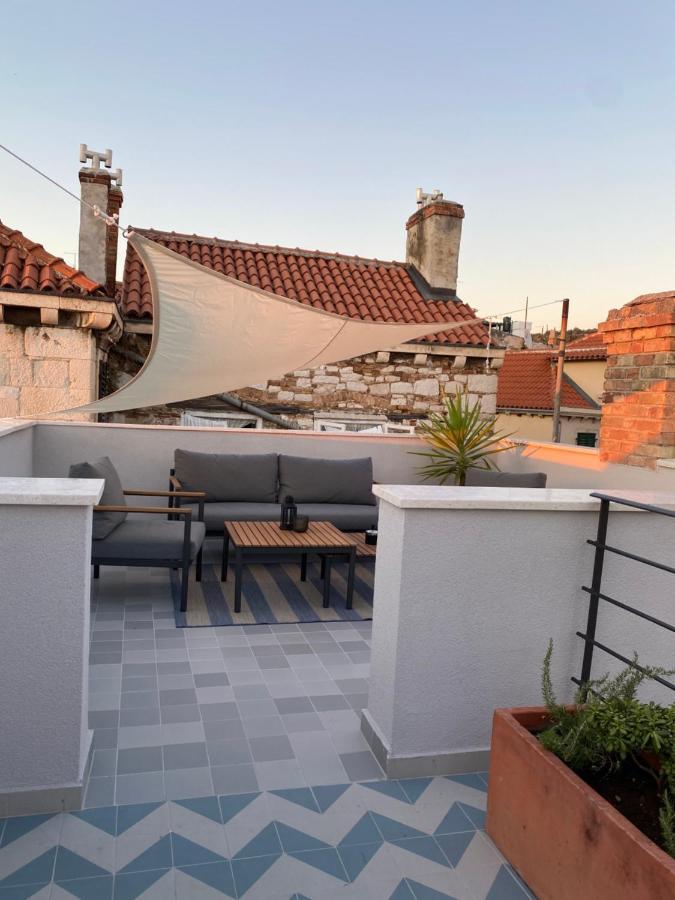 Ancient & Modern Apartment Sibenik Exterior photo